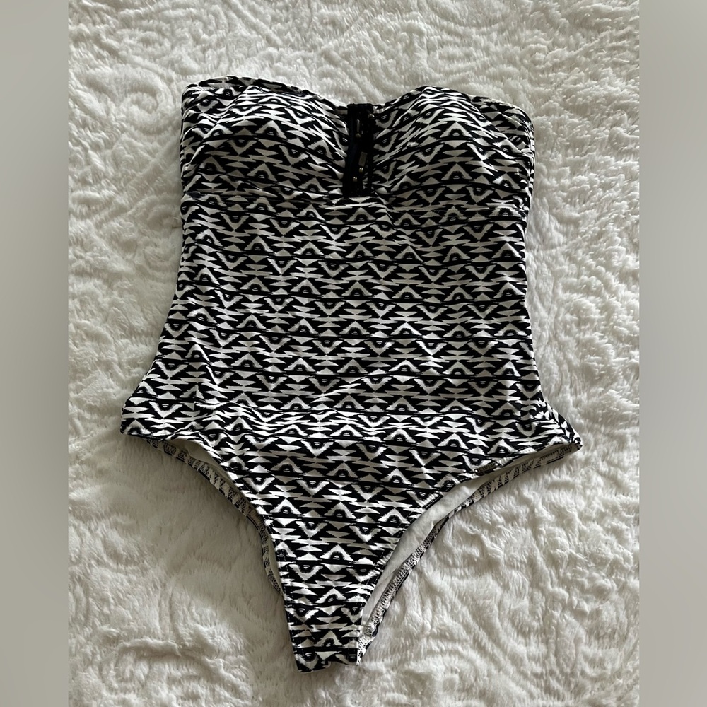 Lina one-piece swimsuit